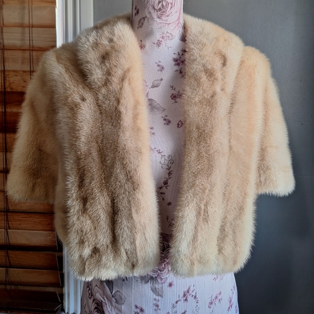 Vintage 50s Blond Mink Fur Shawl Stole Bridal Capelet FREE SIZE
